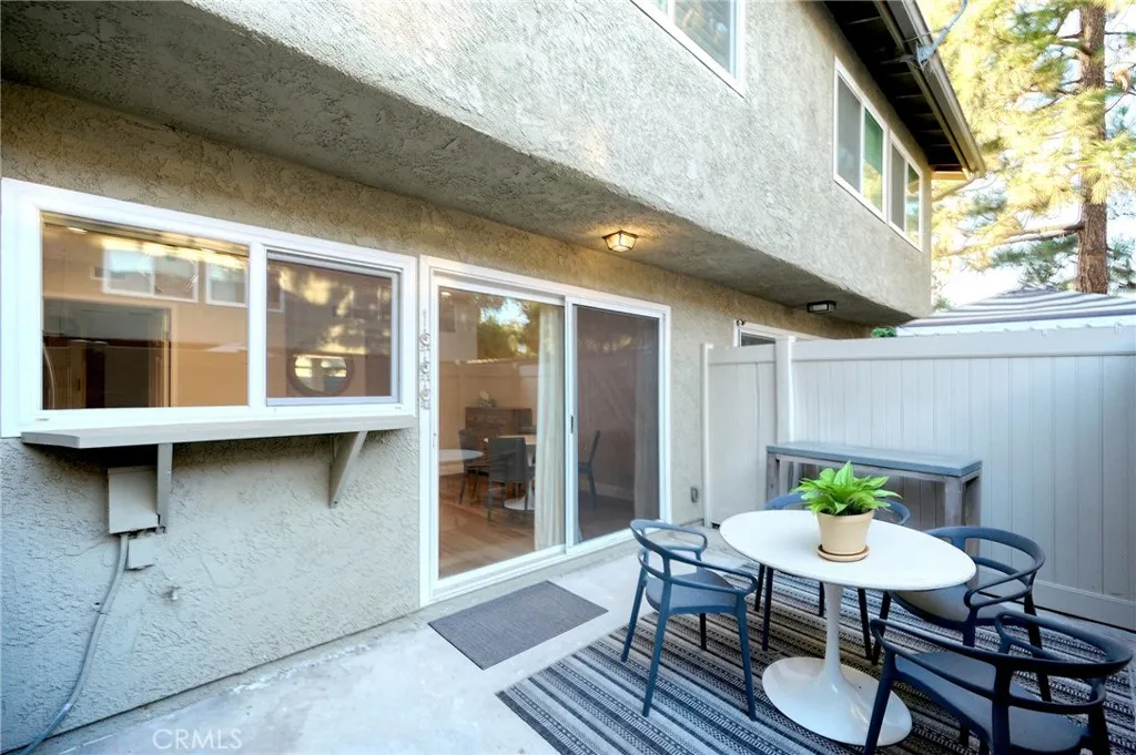 479 Serento Circle, Thousand Oaks, California 91360 home-pic-42