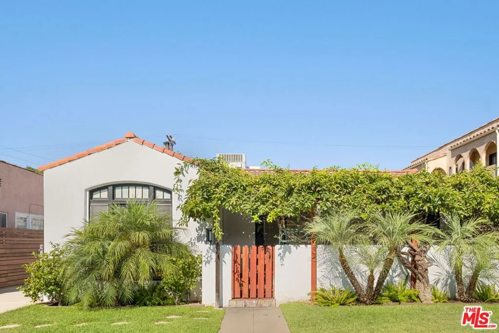 813 N Orange Grove Avenue, Los Angeles, California 90046 home-pic-1