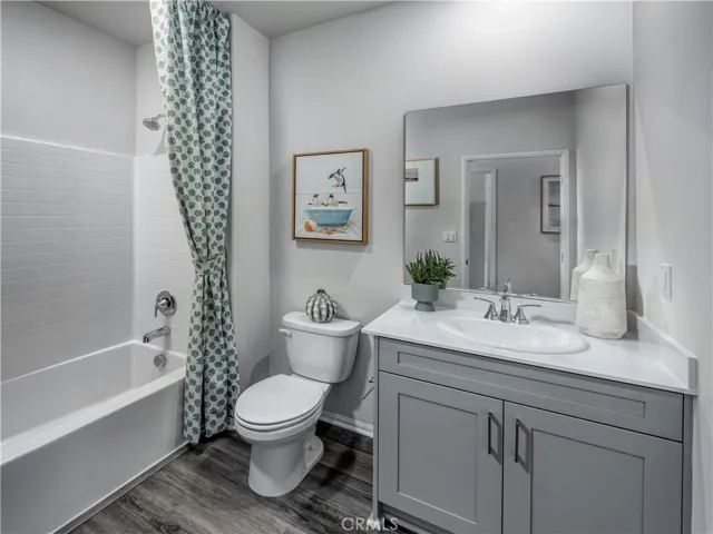 Photo is not of the actual home but is an inspirational photo of builder’s model home and may depict options, furnishings, and/or decorator features that are not included.