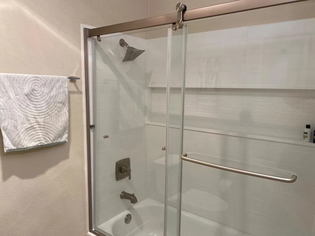 1021 Scott St  home-pic-17