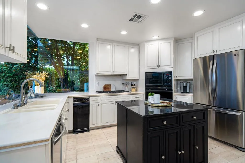 75720 Vista Del Rey, Indian Wells, California 92210 home-pic-11