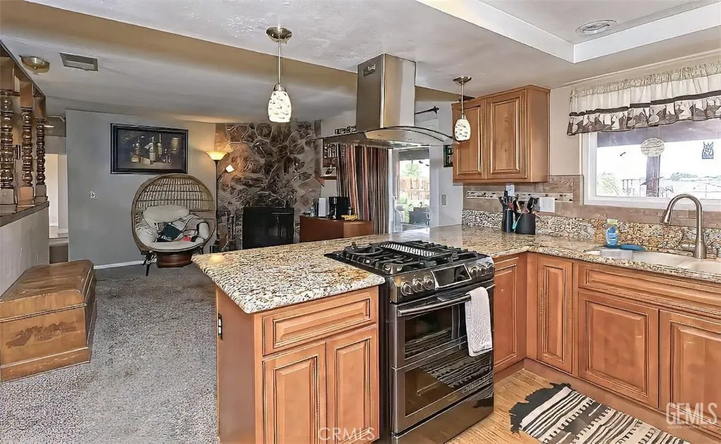 22704 Sitting Bull Road, Apple Valley, California 92308 home-pic-7