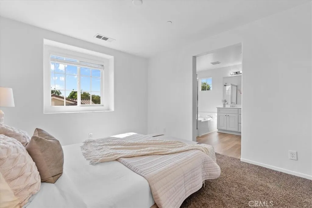 6386 Delgado Lane, Eastvale, California 91752 home-pic-16