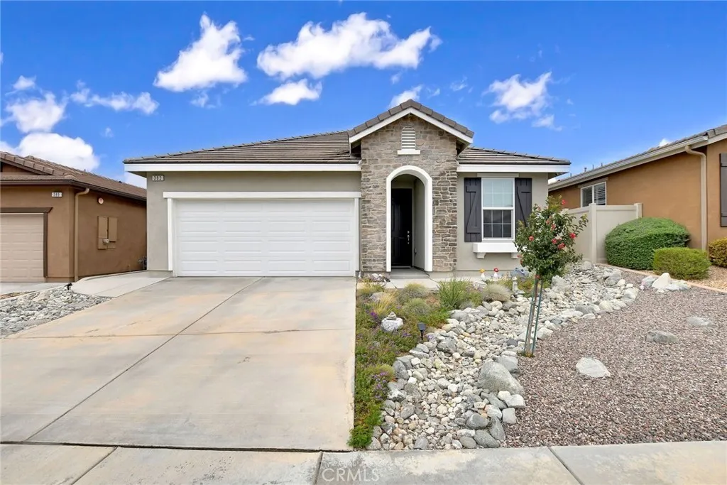 383 Song Bird, Beaumont, California 92223 home-pic-0