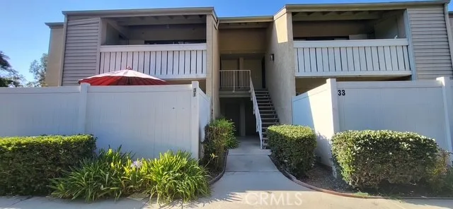 Front entrance upper level