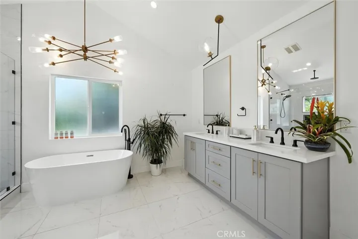 8309 Westlawn Avenue, Westchester, California 90045