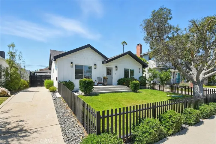 8309 Westlawn Avenue, Westchester, California 90045