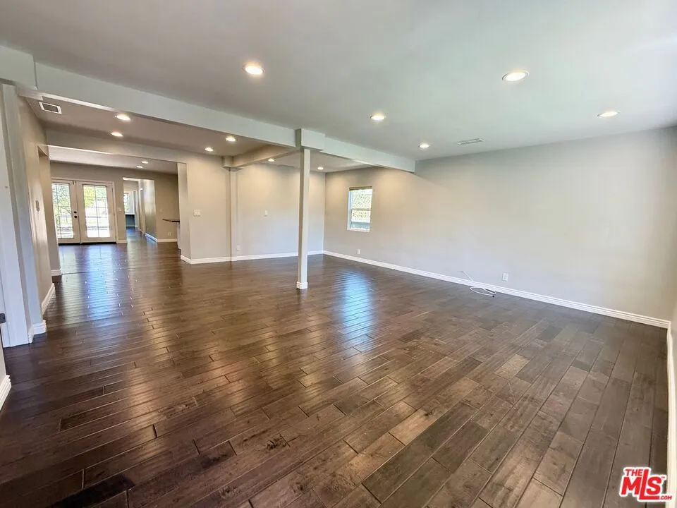 5379 Yolanda Avenue, Tarzana, California 91356, 3 Bedrooms Bedrooms, ,2 BathroomsBathrooms,Residential Lease,For Rent,Yolanda,25586867