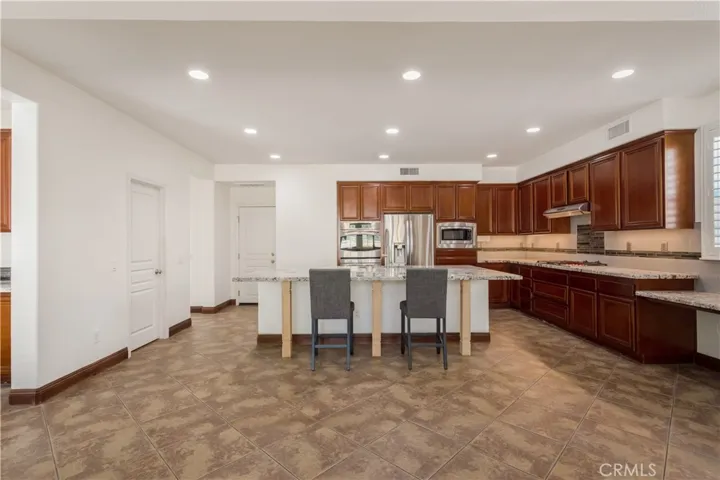 45471 Olive Court, Temecula, California 92592