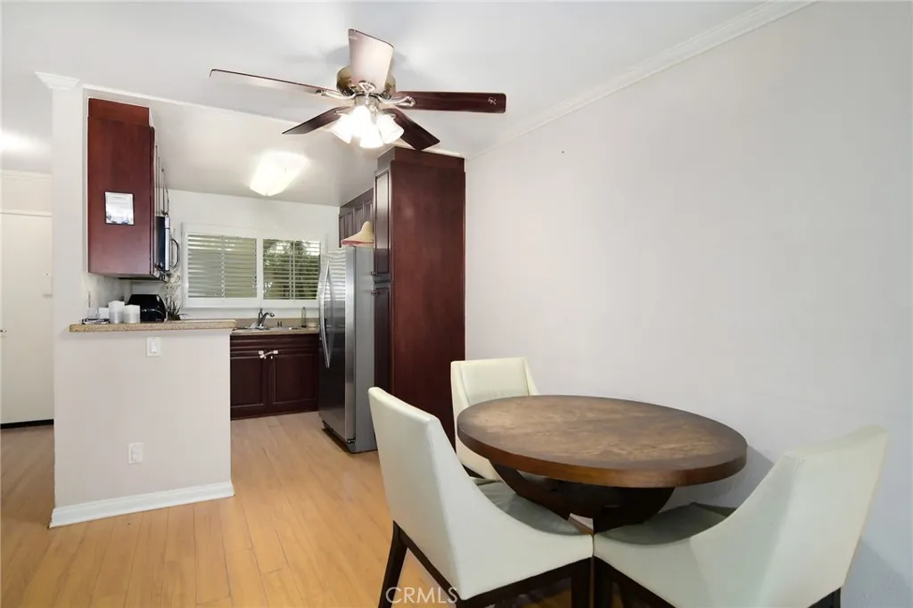5530 Owensmouth Avenue 123, Woodland Hills, California 91367 home-pic-7