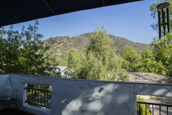 2925 Graceland Way, Glendale, California 91206