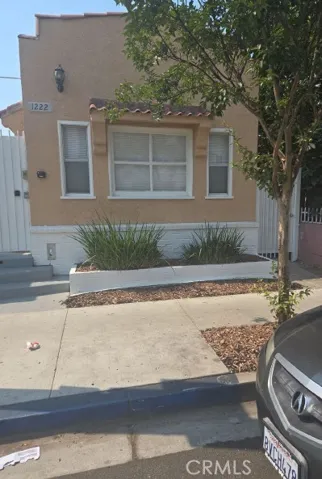 1222 E 10th Street, Long Beach, California 90813