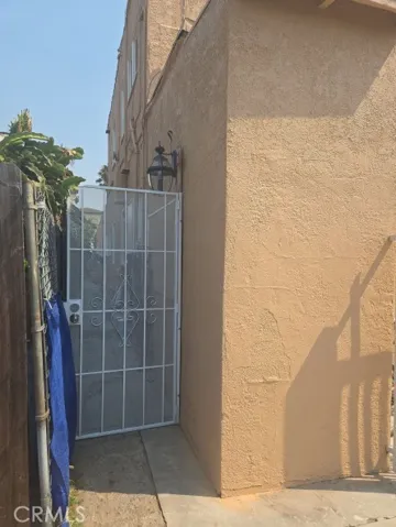1222 E 10th Street, Long Beach, California 90813