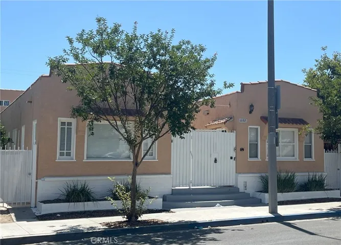 1222 E 10th Street, Long Beach, California 90813