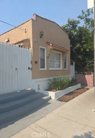 1222 E 10th Street, Long Beach, California 90813