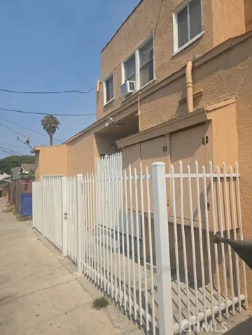 1222 E 10th Street, Long Beach, California 90813