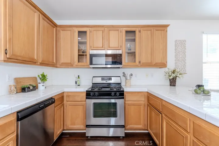 Tile counter tops