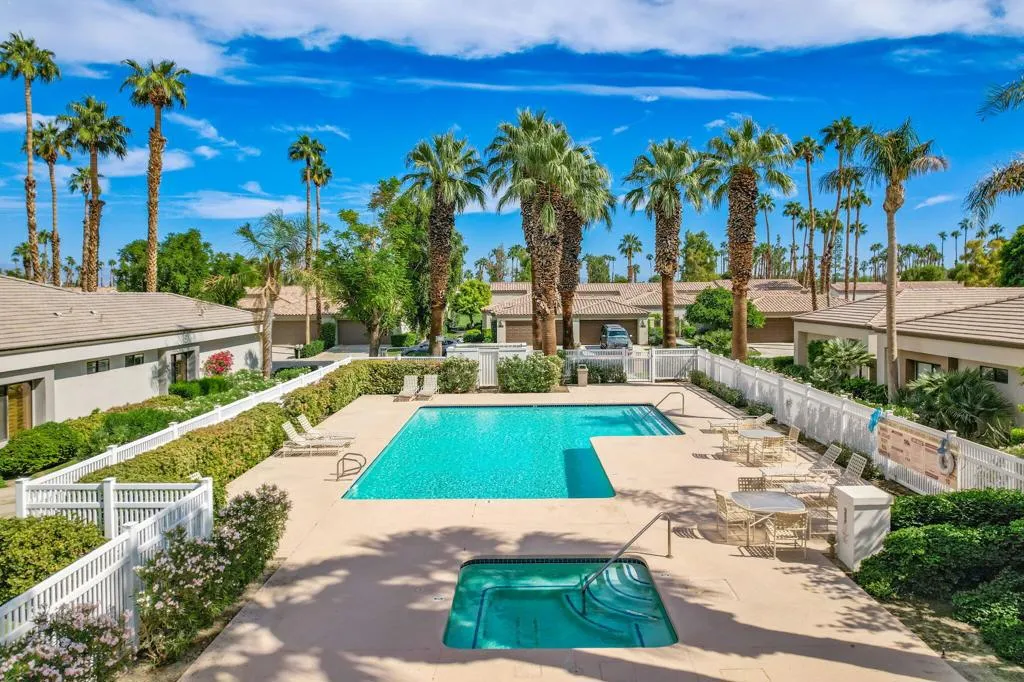 55113 Shoal Creek, La Quinta, California 92253 home-pic-4