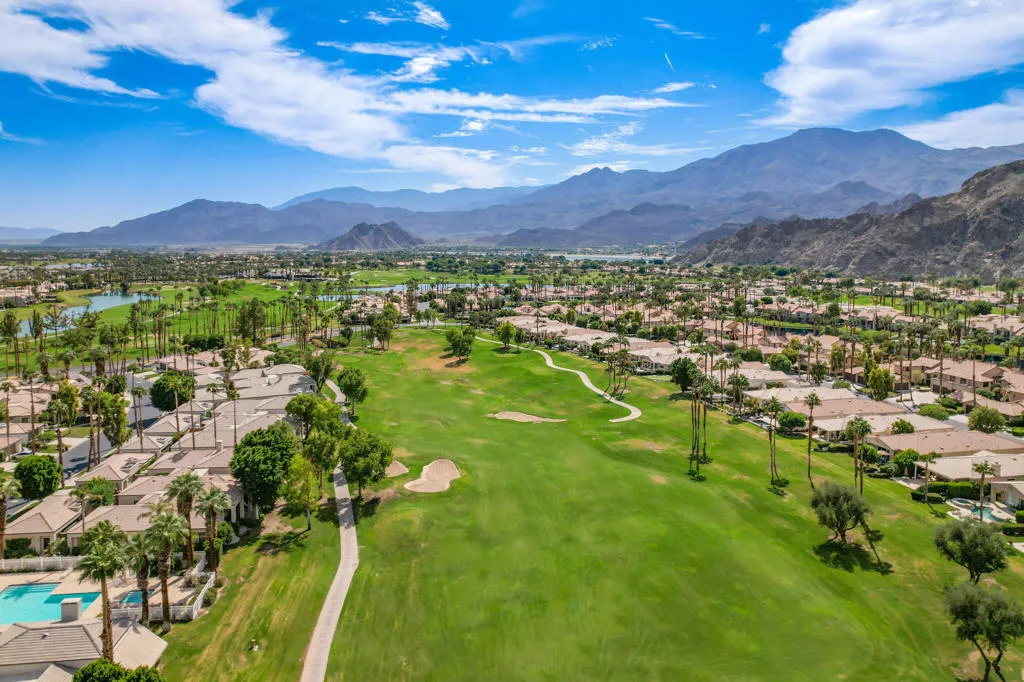 55113 Shoal Creek, La Quinta, California 92253 home-pic-5