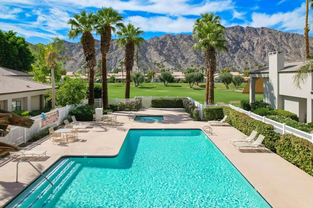 55113 Shoal Creek, La Quinta, California 92253 home-pic-3