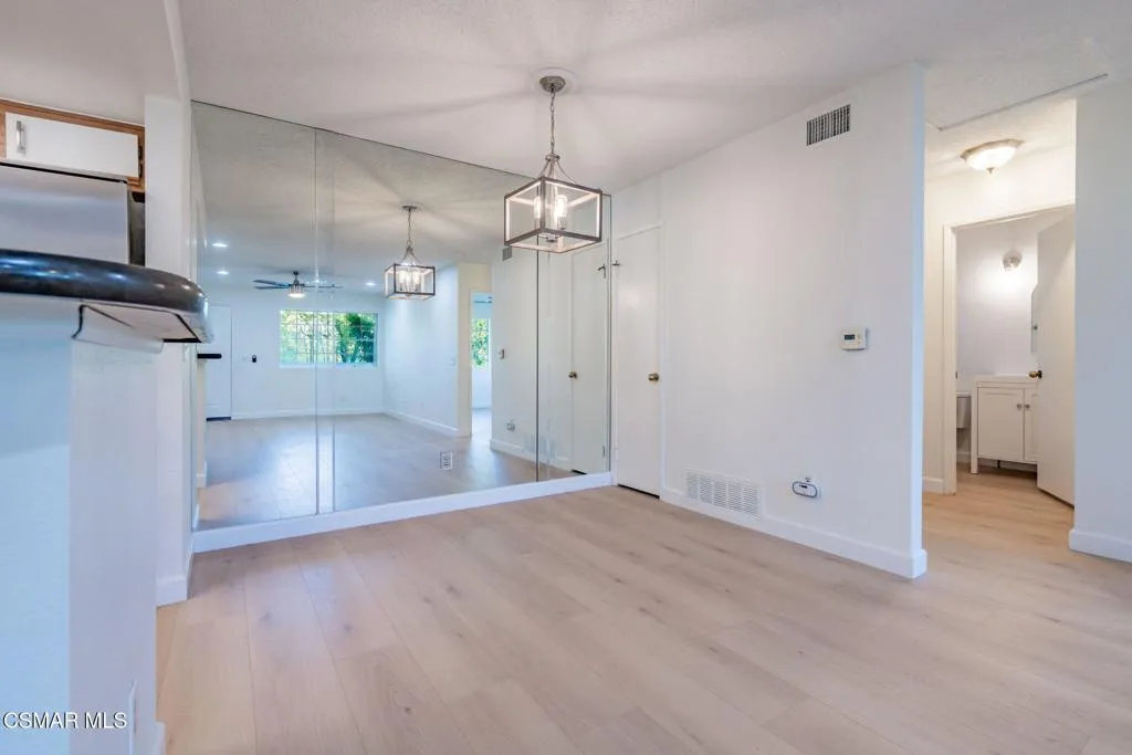 1165 Fitzgerald Road G, Simi Valley, California 93065 home-pic-8