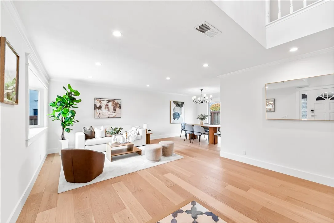 6781 Lawn Haven Drive, Huntington Beach, California 92648 home-pic-9