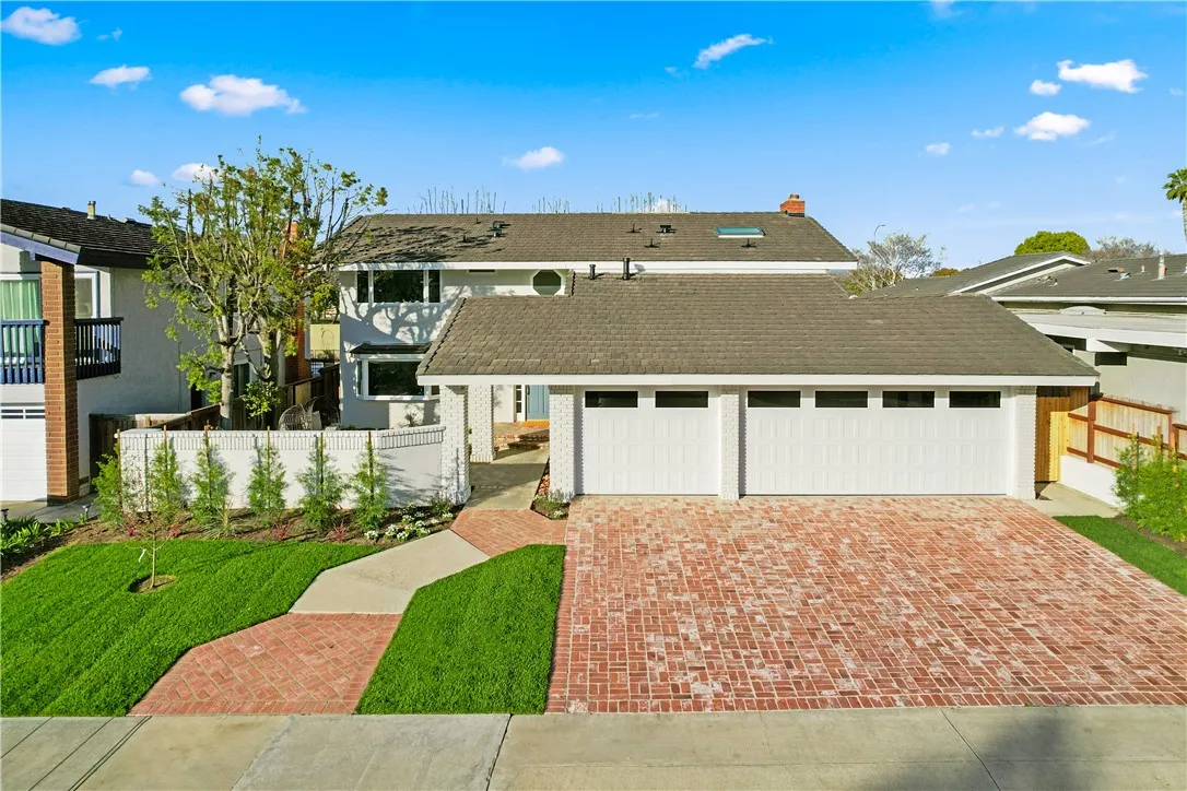 6781 Lawn Haven Drive, Huntington Beach, California 92648 home-pic-1