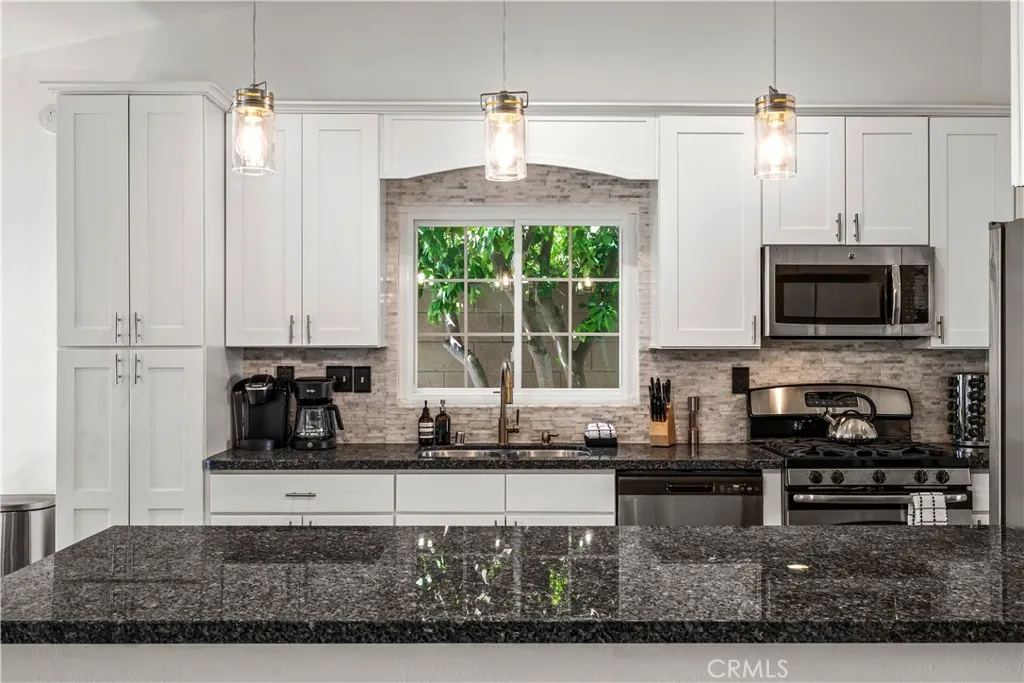 78755 Villeta Drive, La Quinta, California 92253 home-pic-13