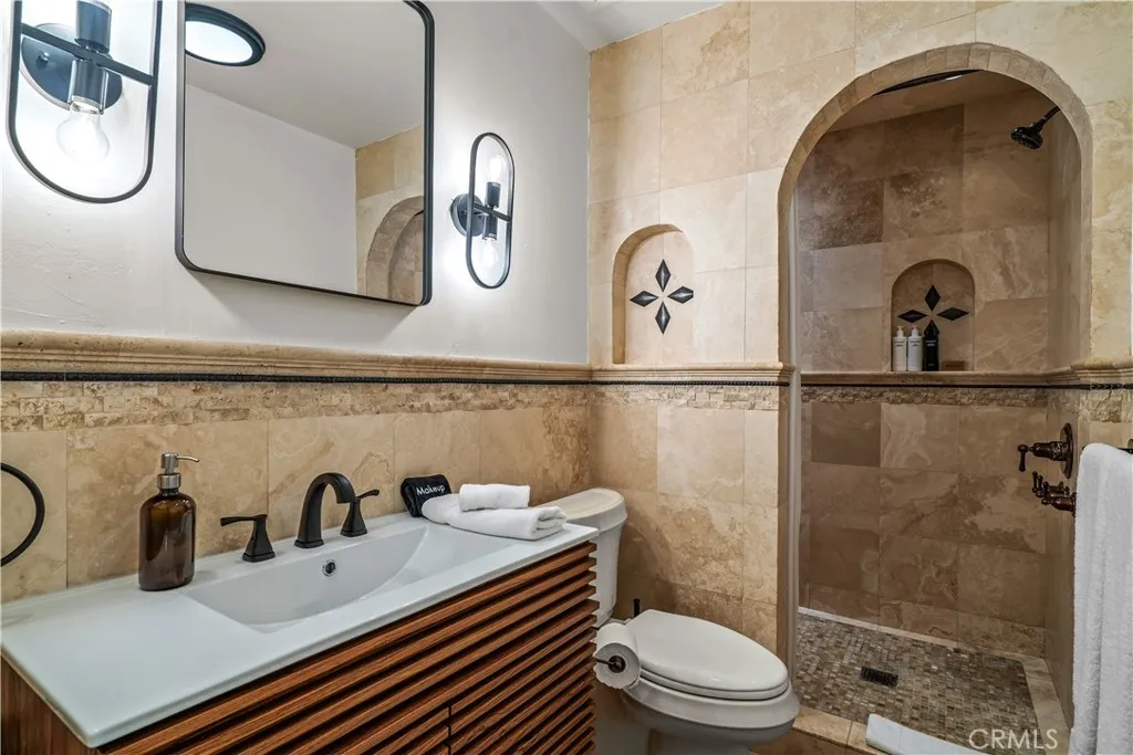 78755 Villeta Drive, La Quinta, California 92253 home-pic-18