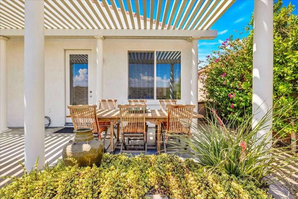 2090 Savanna Way, Palm Springs, California 92262 home-pic-30