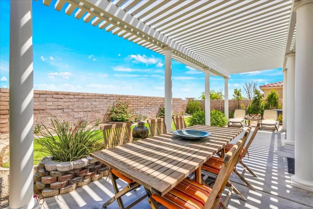 2090 Savanna Way, Palm Springs, California 92262 home-pic-31
