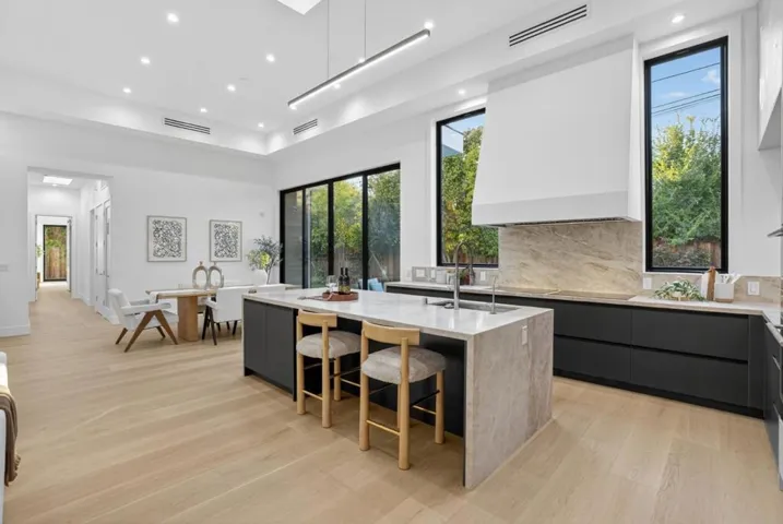 769 Allen Court, Palo Alto, California 94303