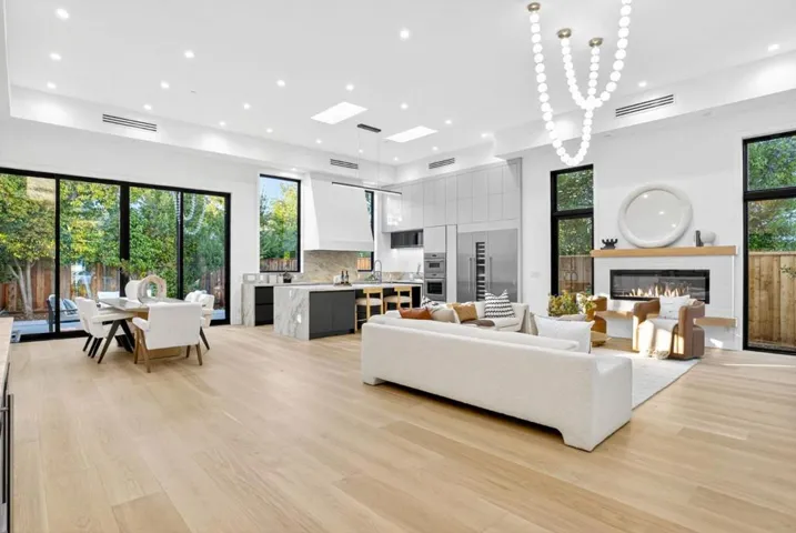 769 Allen Court, Palo Alto, California 94303