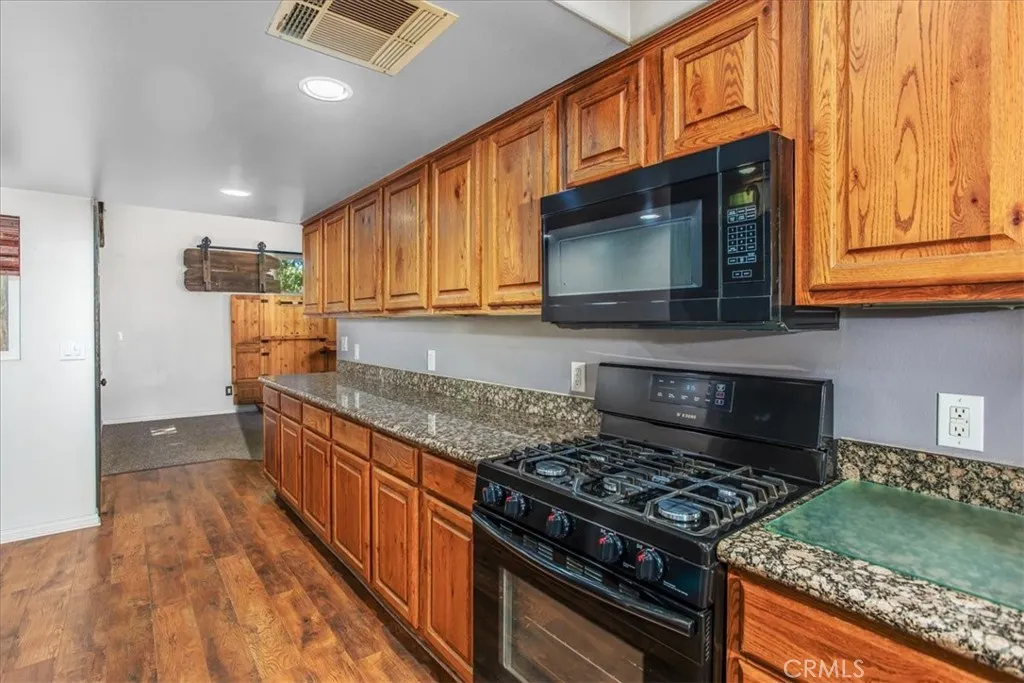41062 Pine Drive, Forest Falls, California 92339 home-pic-11
