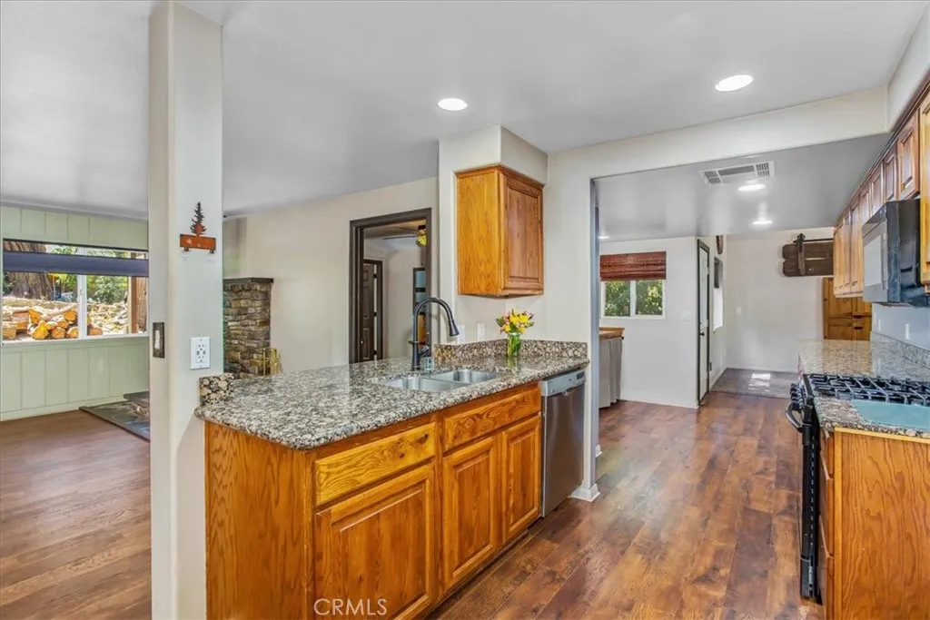 41062 Pine Drive, Forest Falls, California 92339 home-pic-10