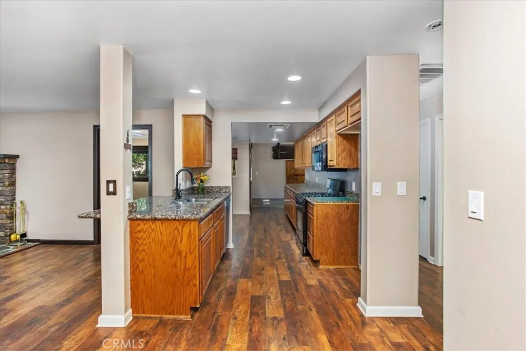 41062 Pine Drive, Forest Falls, California 92339 home-pic-9