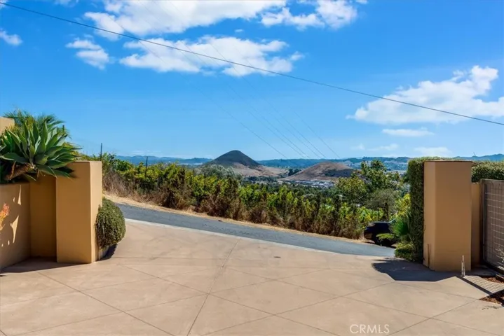 1870 Alrita Street, San Luis Obispo, California 93401