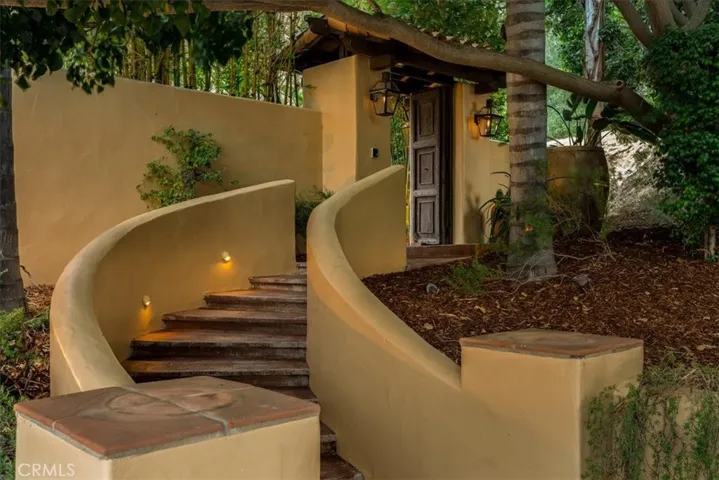 Stairs from street to courtyard entry