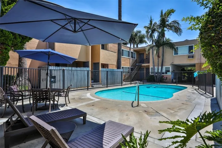 20951 Roscoe Boulevard, Canoga Park, California 91304