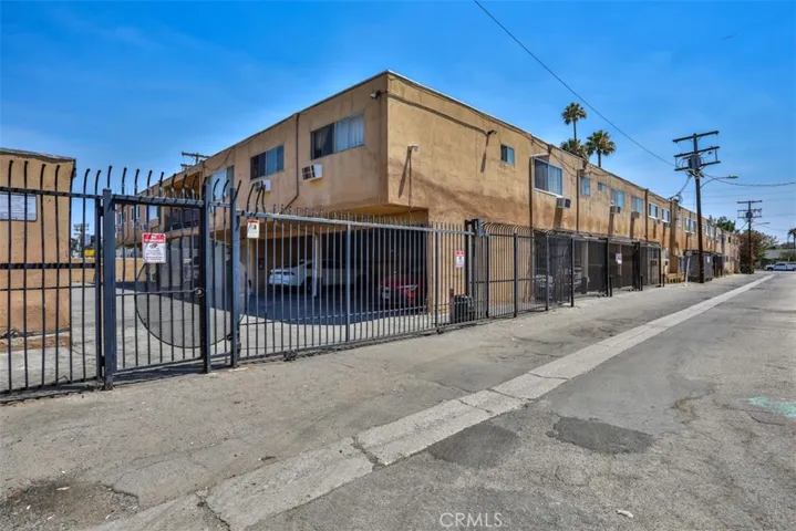 20951 Roscoe Boulevard, Canoga Park, California 91304