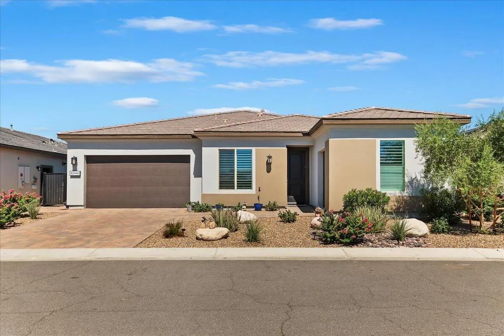 82440 Crane Drive, Indio, California 92201 home-pic-1