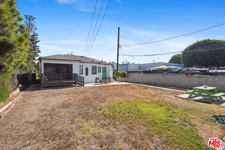 728 11th Street, Santa Monica, California 90402