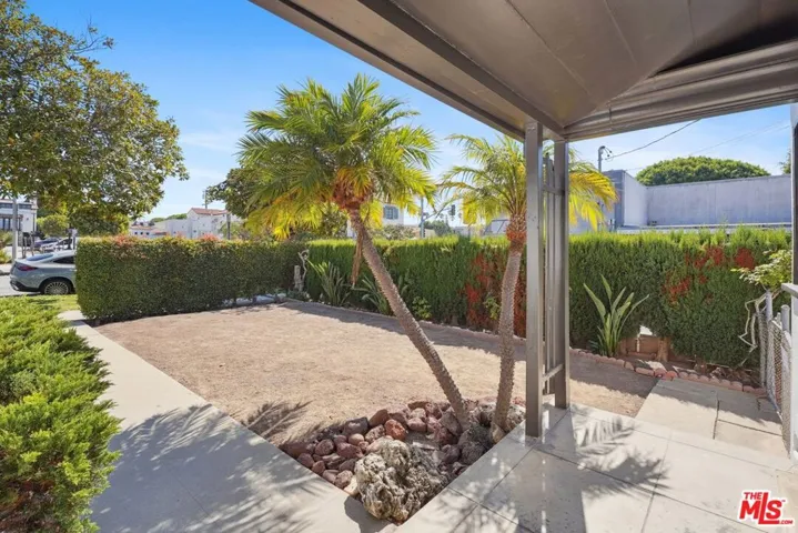 728 11th Street, Santa Monica, California 90402