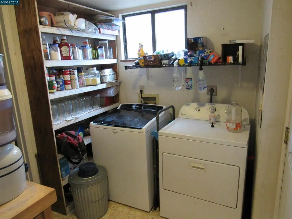 5281 Sandmound Blvd, Oakley, California 94561 home-pic-11