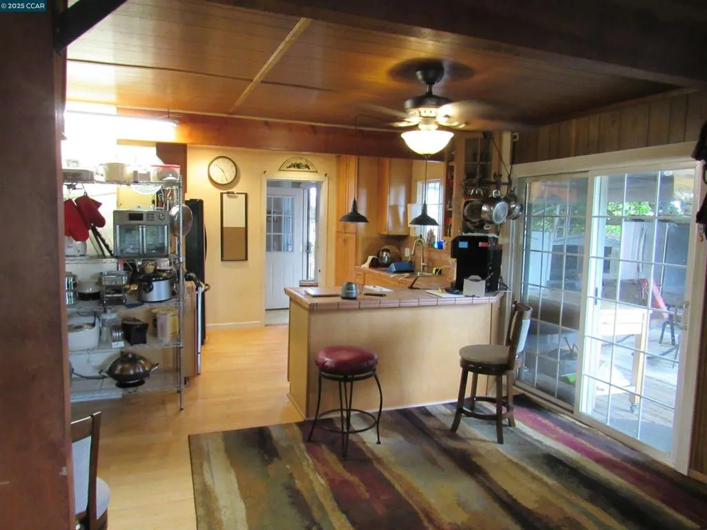 5281 Sandmound Blvd, Oakley, California 94561 home-pic-8