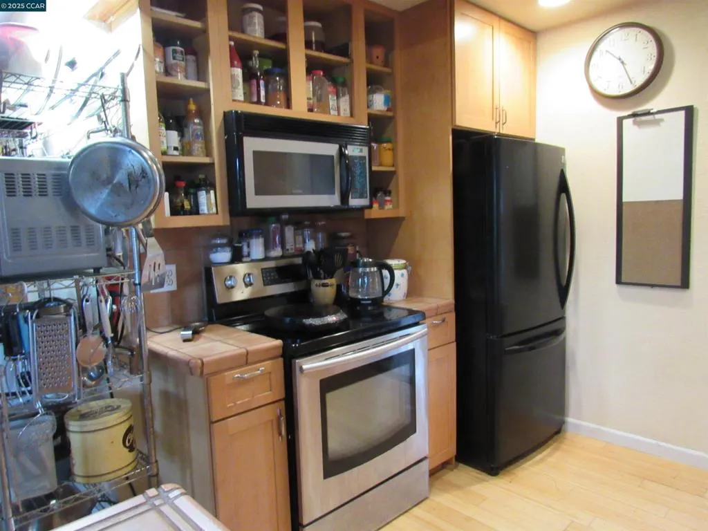 5281 Sandmound Blvd, Oakley, California 94561 home-pic-9