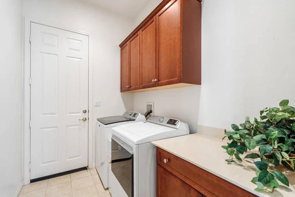 85571 Adria Drive, Indio, California 92203 home-pic-23
