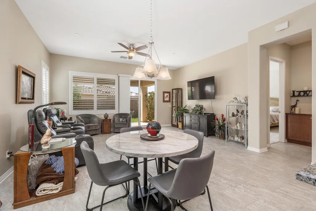 85571 Adria Drive, Indio, California 92203 home-pic-9
