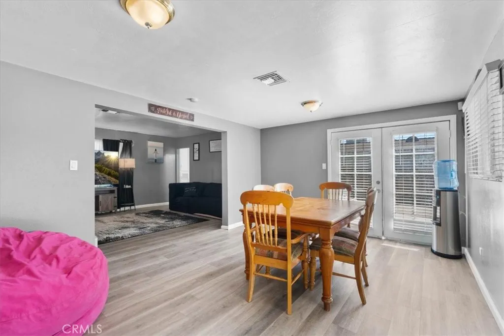 1417 W Marshall Boulevard, San Bernardino, California 92405 home-pic-16