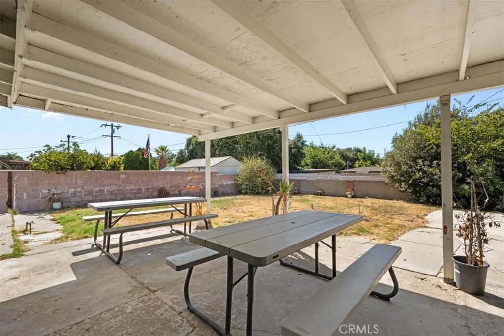 1417 W Marshall Boulevard, San Bernardino, California 92405 home-pic-25